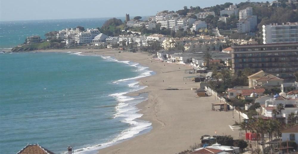 La playa torroxeña de Ferrara.