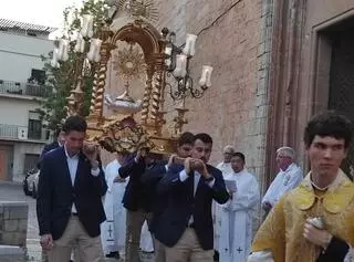 La Octava del Corpus volvió a las calles de Sagunt
