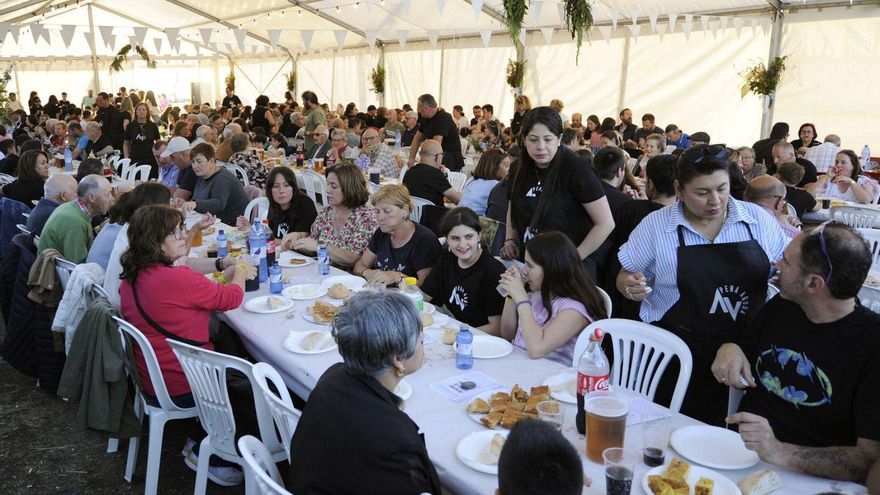 Celebración de San Xoán de Pena Aguda, o ano pasado. | Bernabé/Javier Lalín