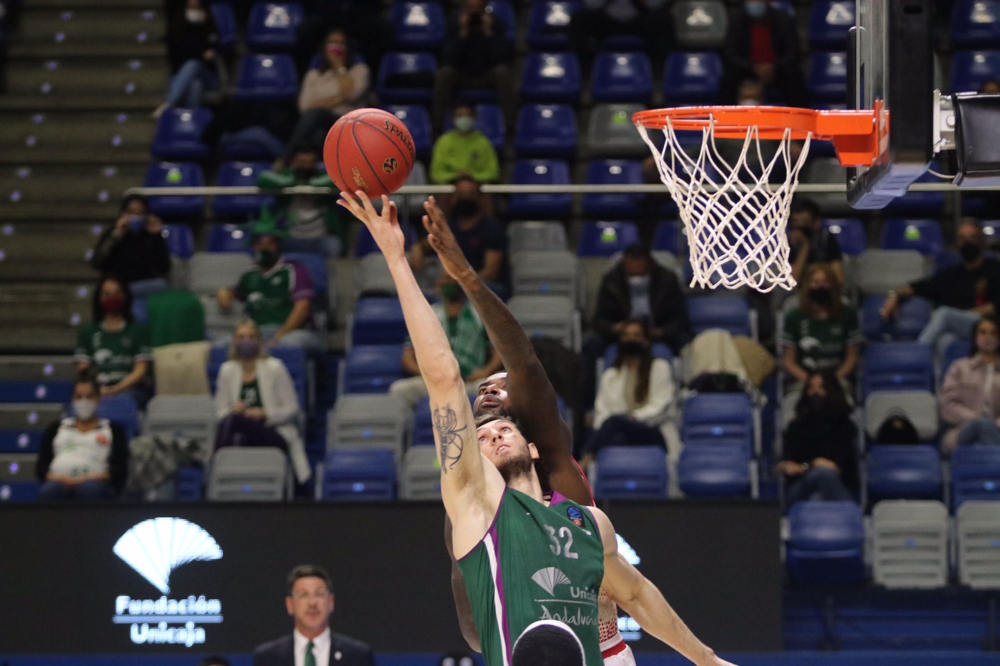 El Unicaja se despide de la Eurocup con una derrota contra el Mónaco.