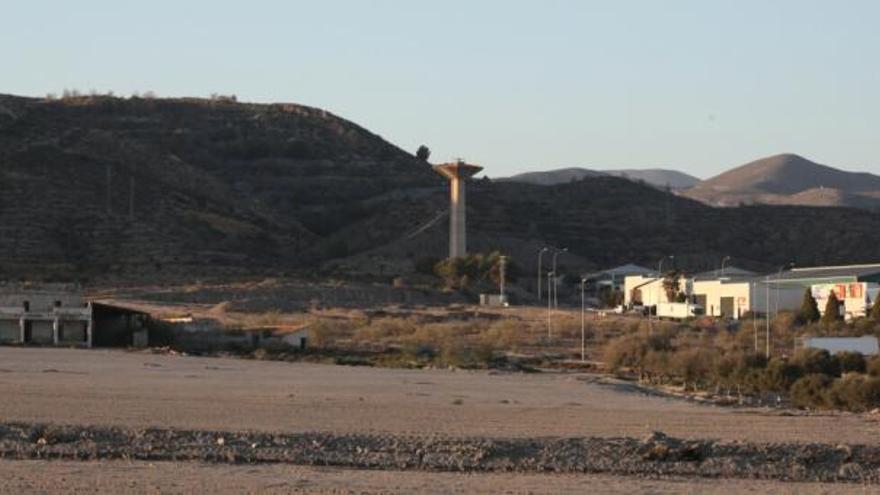 Detalle de la zona en la que el martes fue encontrado el cadáver de la mujer.