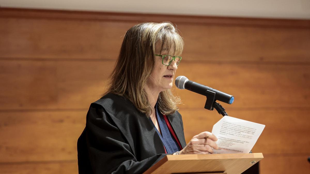 Acto de imposición de Togas y Juramento o Promesa de las colegiadas y colegiados incorporados en el último año al Ilustre Colegio Oficial de Procuradores de Alicante