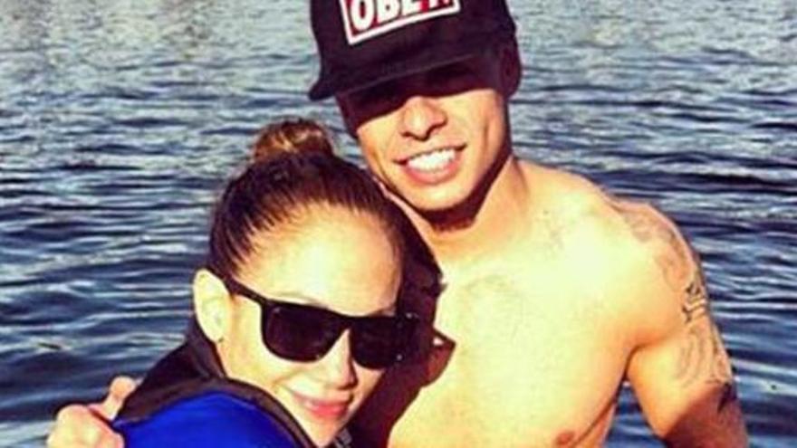 Jennifer Lopez y su novio Casper