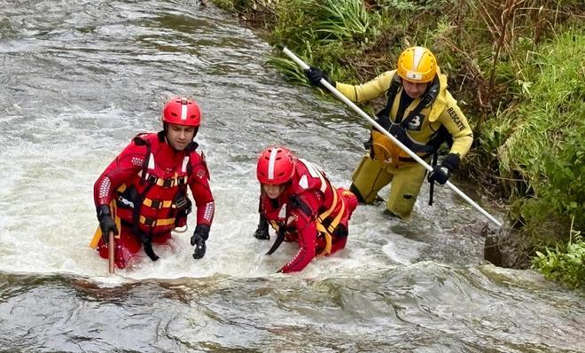 Cuarto día de búsqueda de la mujer que cayó al río en San Martín: así están siendo los complicados trabajos de rastreo