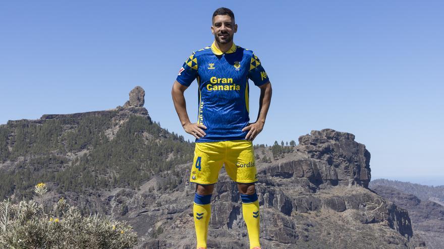 La majestuosa presentación de la segunda equipación de la UD Las Palmas