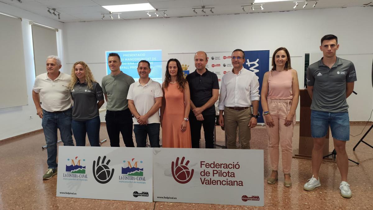 Presentación del Trofeo Mancomunitat la Costera-Canal de raspall, en Moixent.