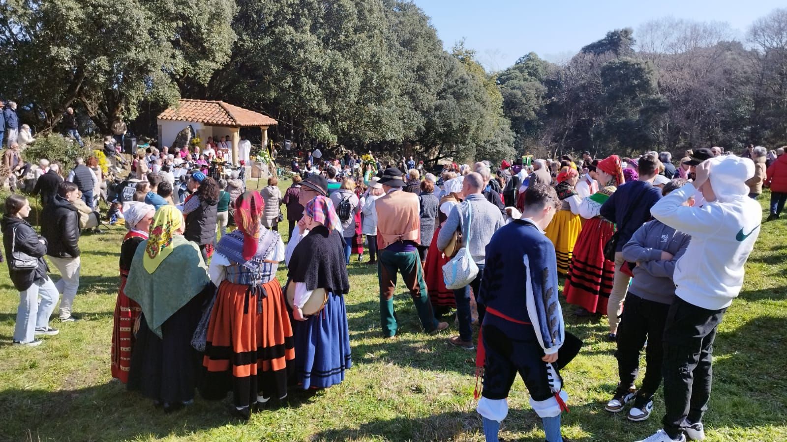 Pimiango celebra las fiestas de Santu Medé