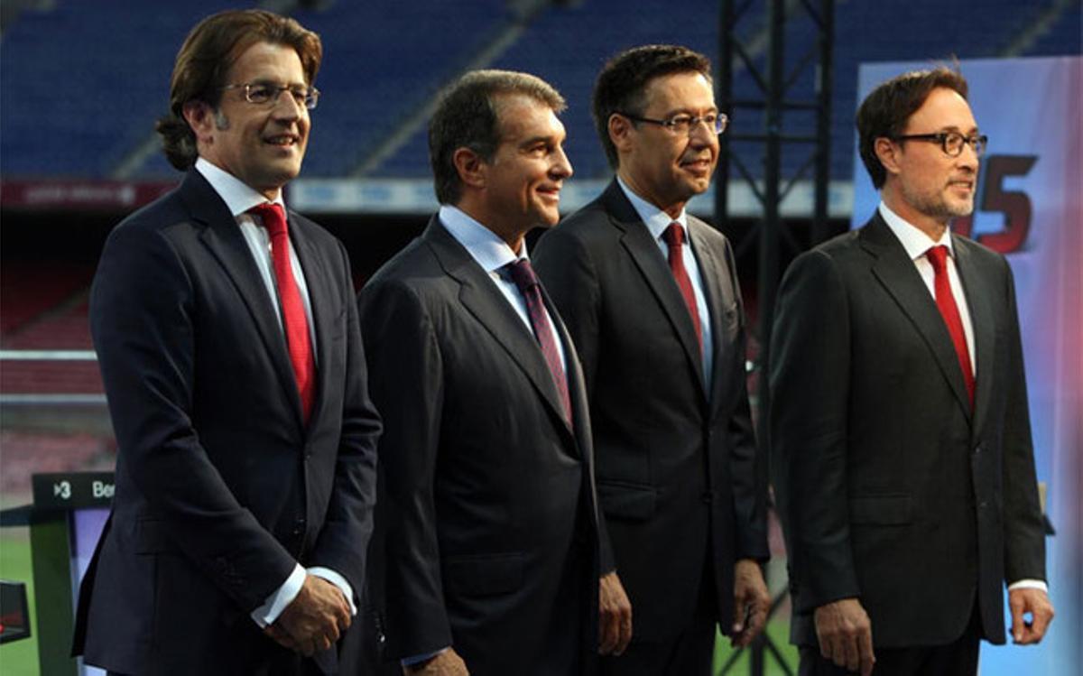 De izquierda a derecha: Toni Freixa, Joan Laporta, Josep Maria Bartomeu y Agustí Benedito en el arranque del debate de TV3 de cara a las elecciones del FC Barcelona 2015