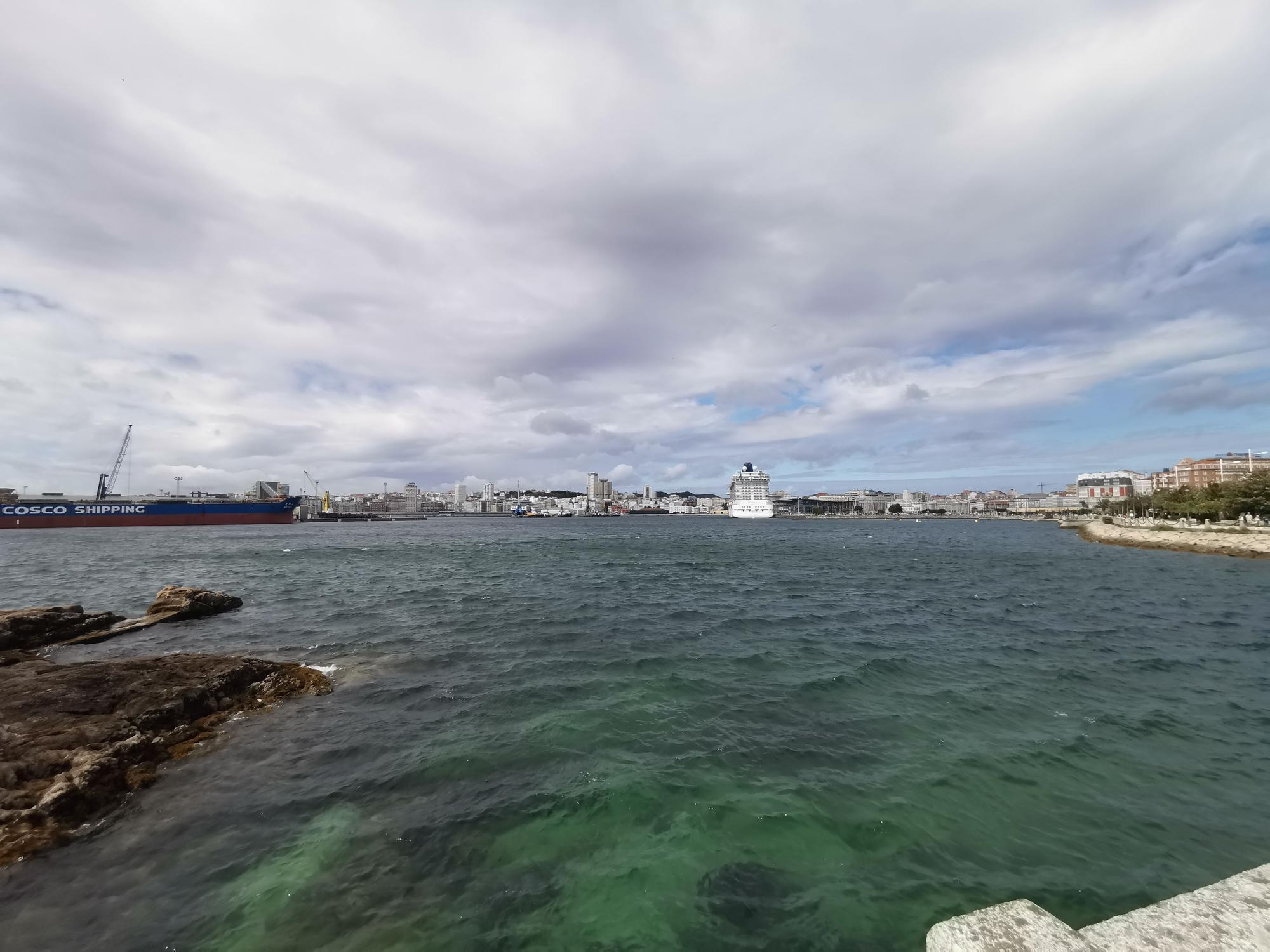 Doble escala de cruceros en el puerto de A Coruña