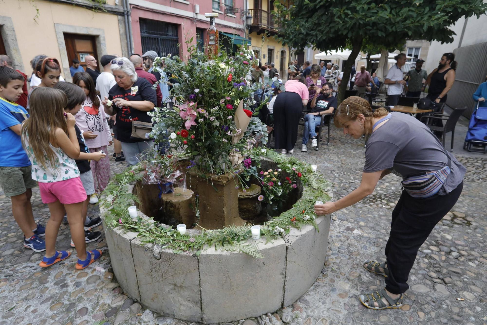 Así fue la despedida y el homenaje de amigos y clientes del Cafetón en Avilés a sus dueños, muertos en León