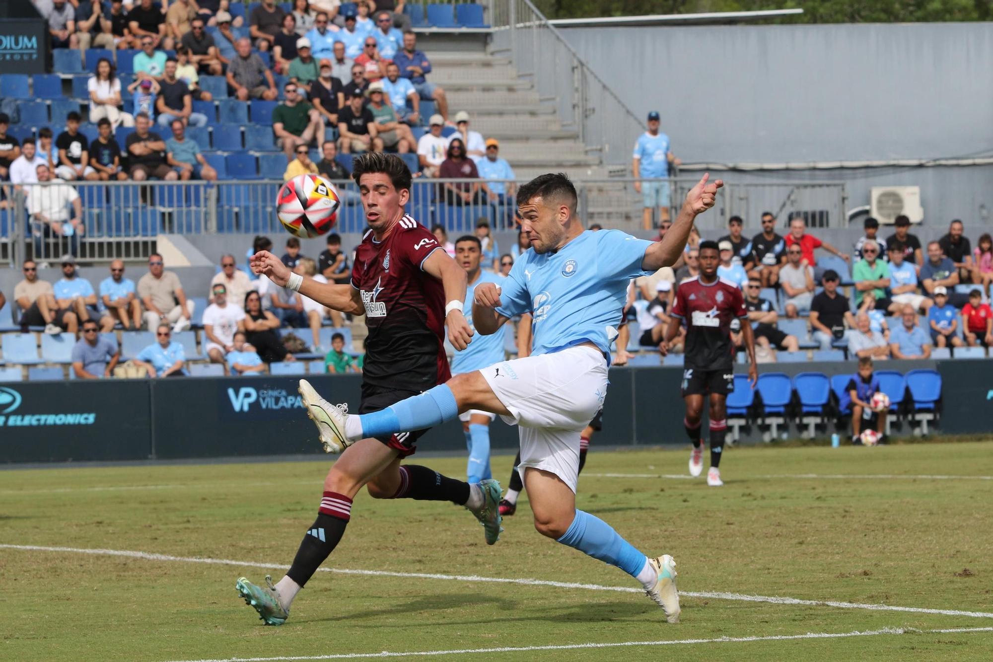 El partido de la UD contra el Recreativo, en imágenes