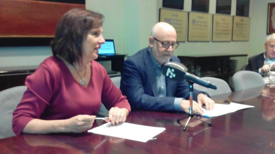 Carmen Martínez y Carlos Rodrigo en la presentación del proyecto INCA