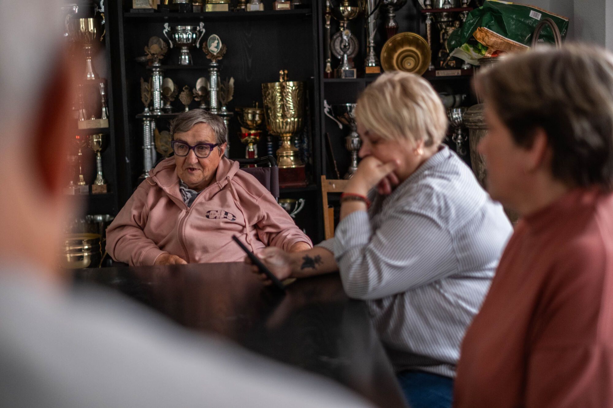 Vecinos de las viviendas del Patronato de La Candelaria, en Santa Cruz de Tenerife.