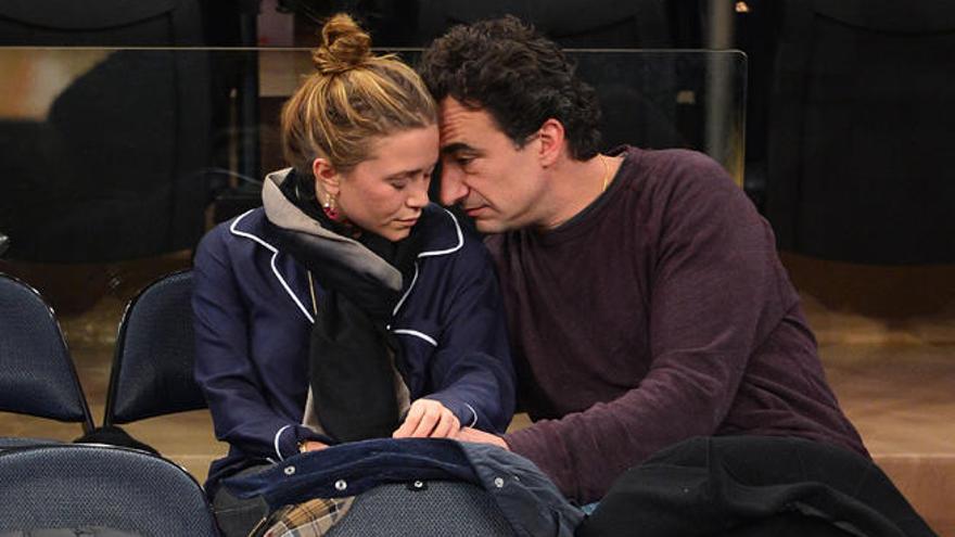 Mary-Kate Olsen, junto a Olivier Sarkozy.