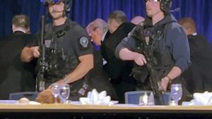 Trump surt il·lès de l’atemptat d’un jove que el considerava "un traïdor"