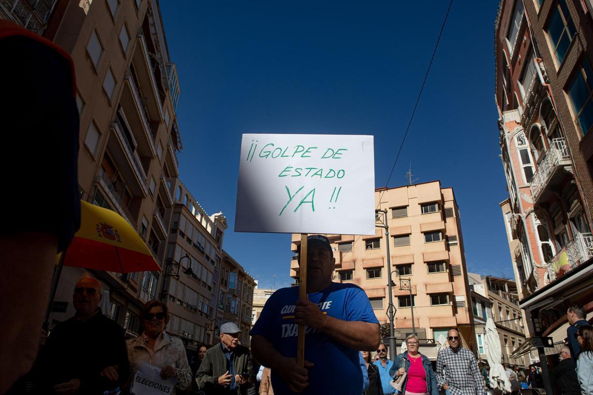 Protesta contra la amnistía en Cartagena - La Opinión de Murcia