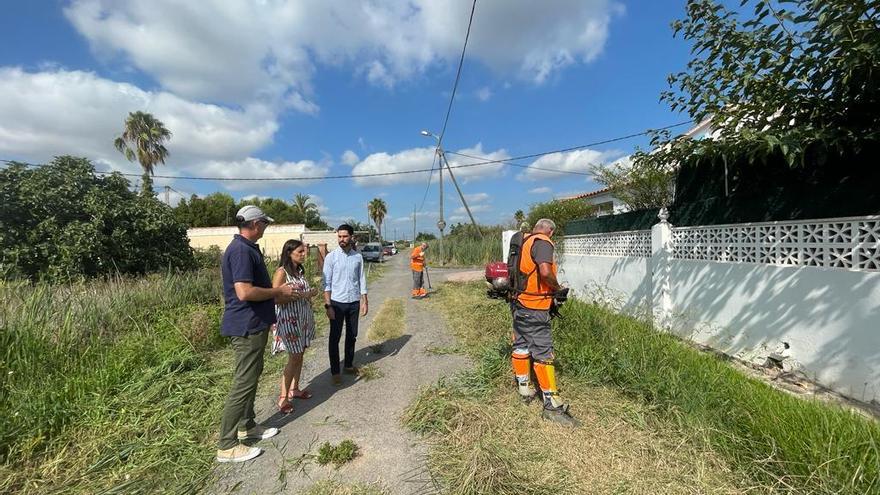 Castelló refuerza la limpieza de acequias y caminos