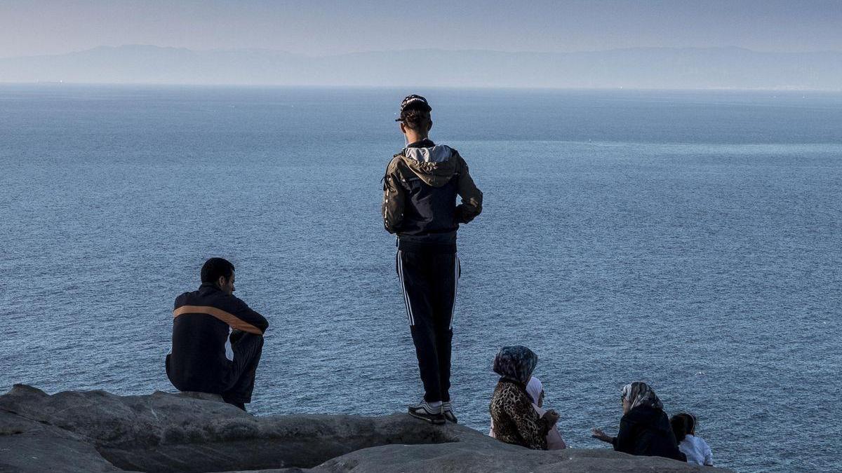 Hallado el cadáver de un joven inmigrante que intentaba cruzar el Estrecho a nado