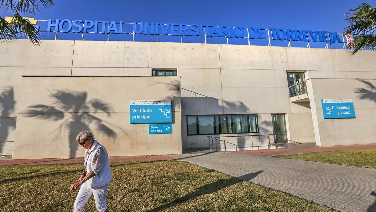Sanidad inicia medidas de choque para mejorar el servicio en el Hospital Universitario de Torrevieja