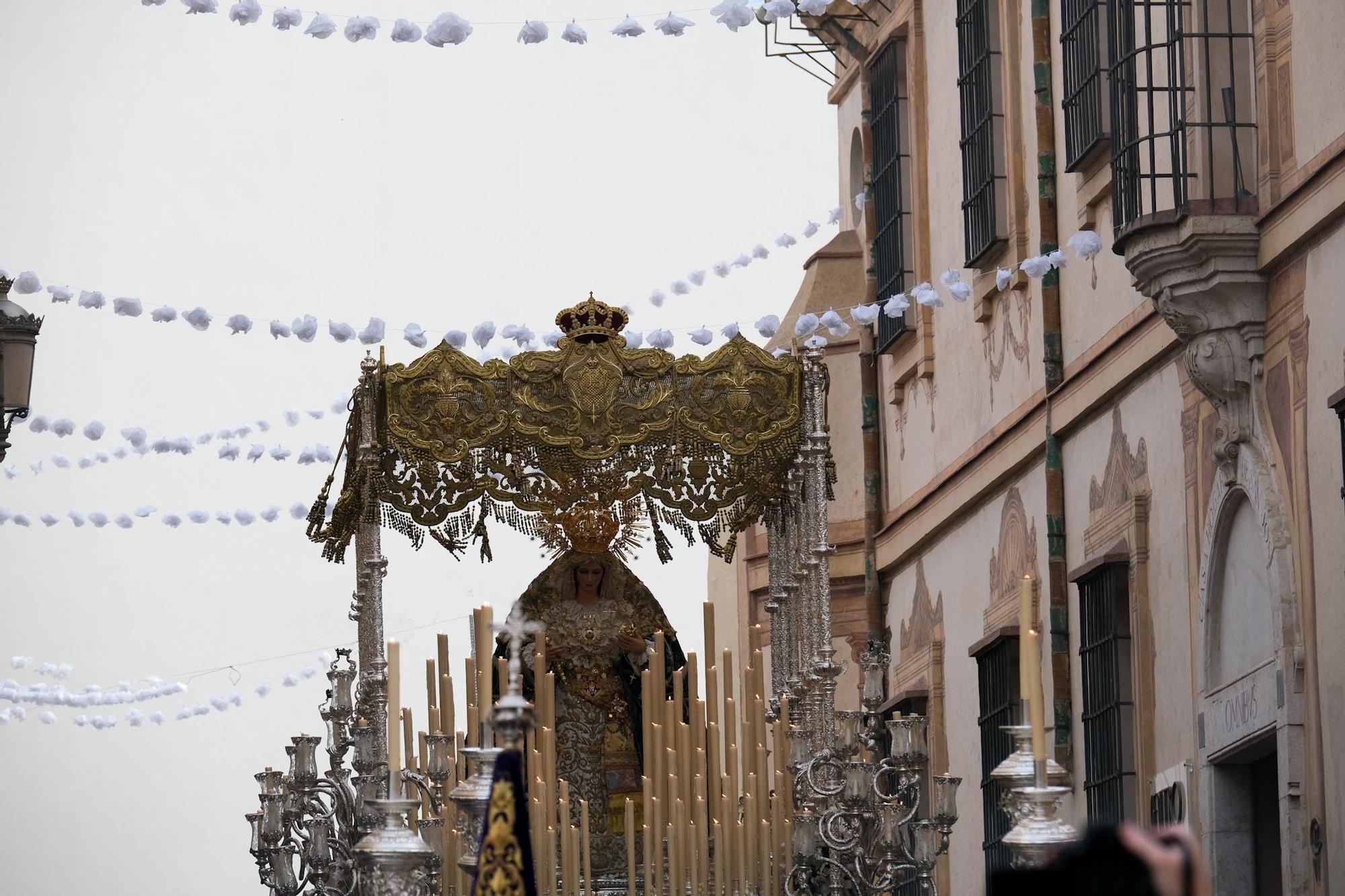 Procesión extraordinaria de la Virgen del Amparo por su 75 aniversario