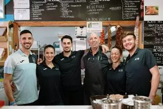 Bar Atlético Baleares, la popular cantina de Son Malferit que sirve ‘arròs de vicari’ y ‘fideus de vermar’ en Palma