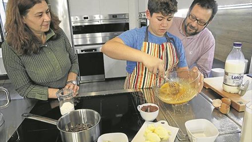 Ir juntos al mercado  y cocinar en familia