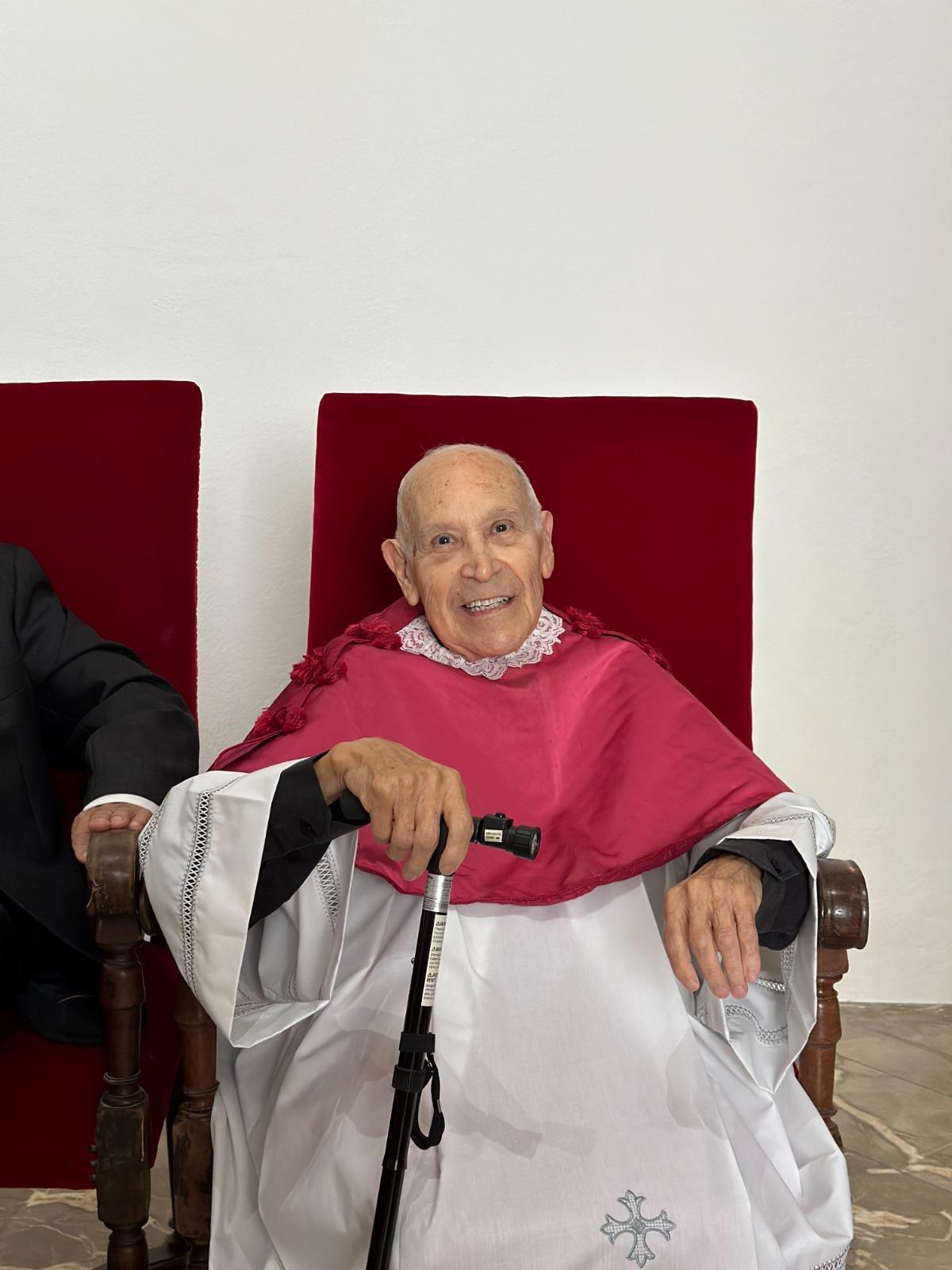 Mons Lucas Ramón.