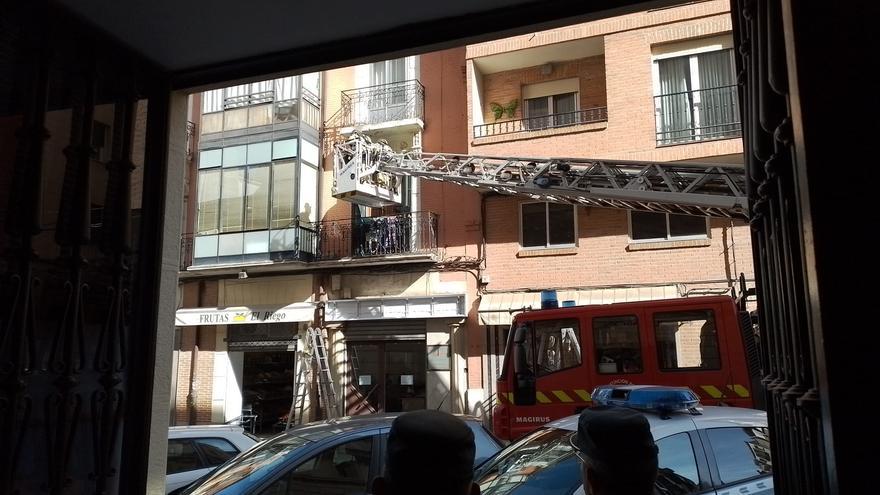 Desprendimientos en una terraza de Zamora capital: bomberos en acción