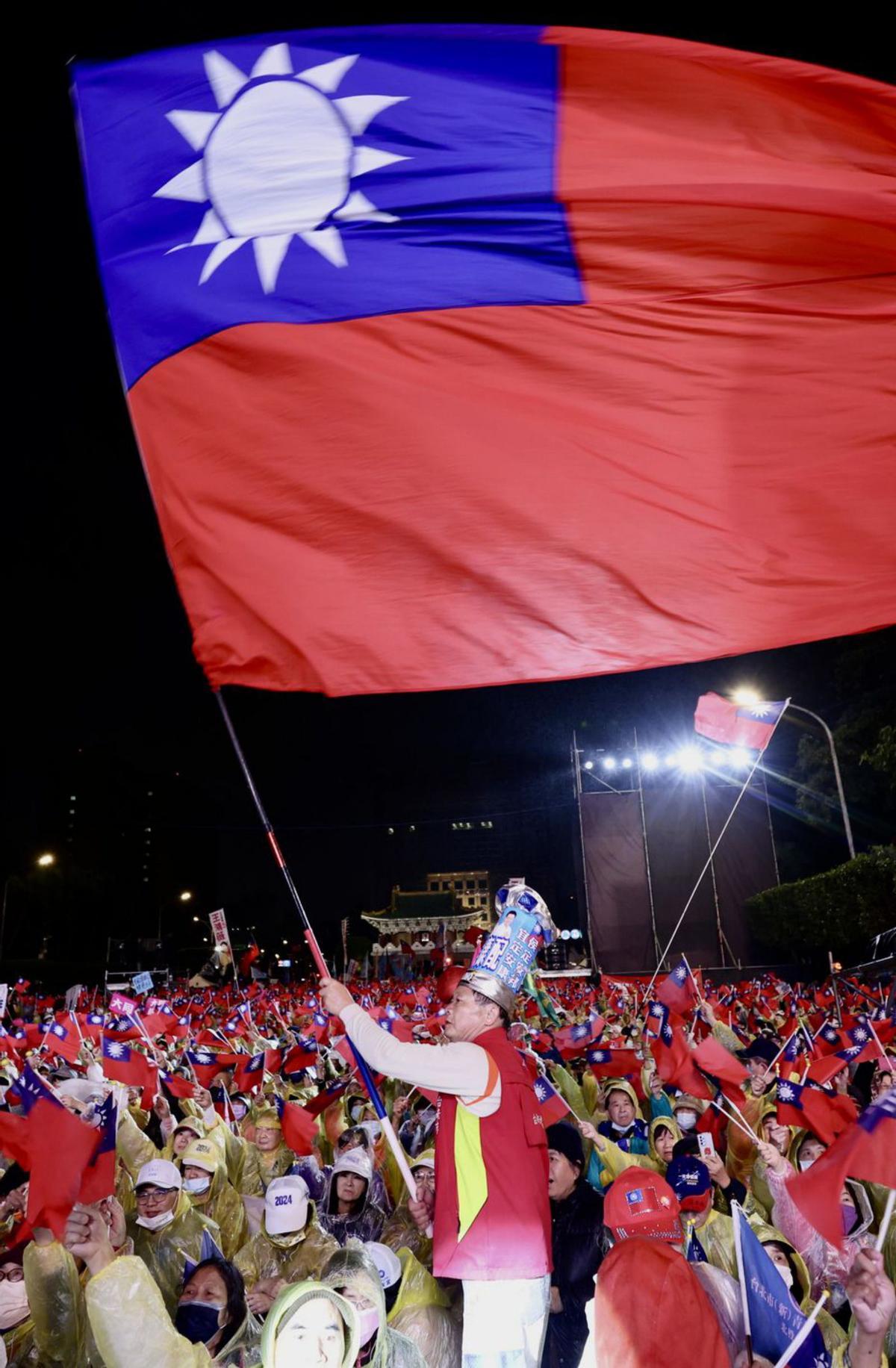 Taiwan es prepara per decidir a les urnes la seva relació amb la Xina