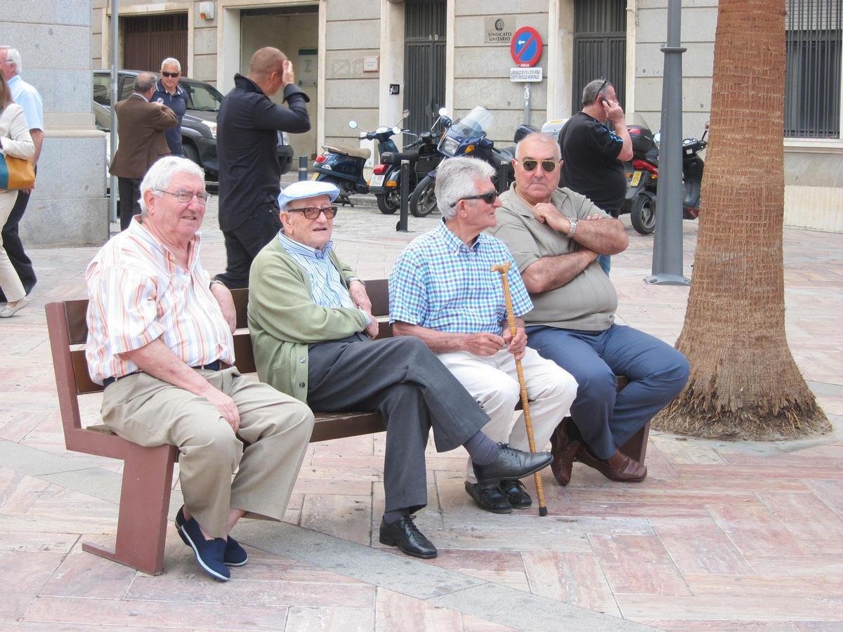 Un grupo de jubilados en una imagen de archivo