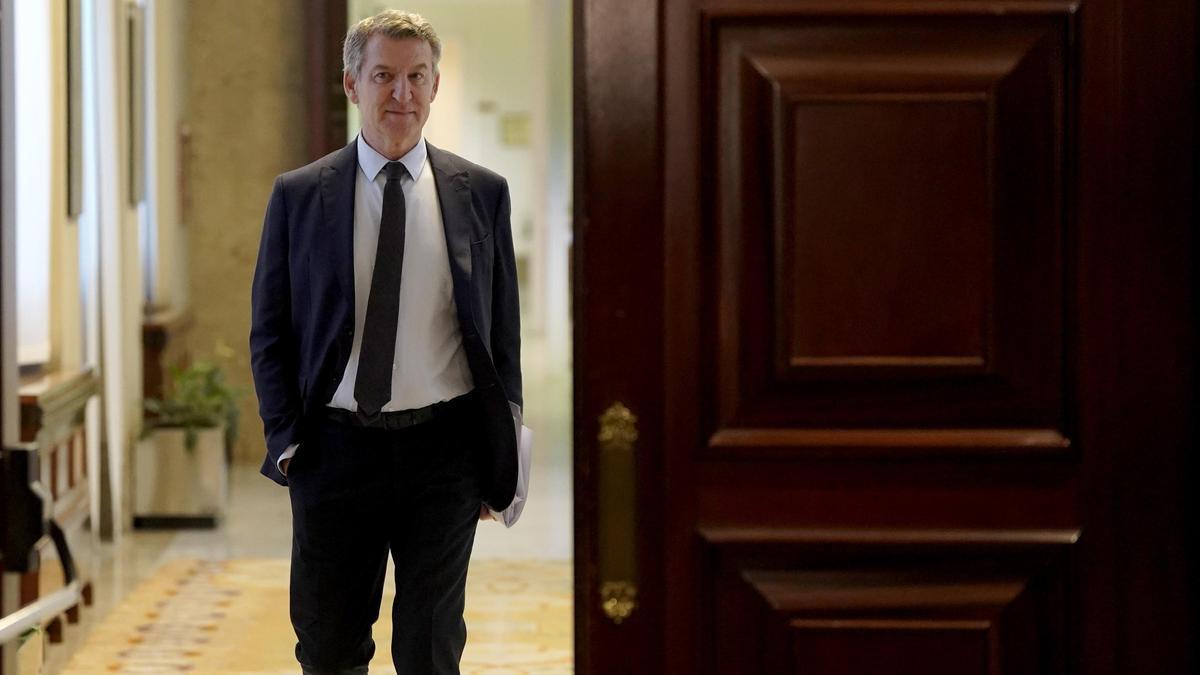 Feijóo busca su sitio en la política internacional