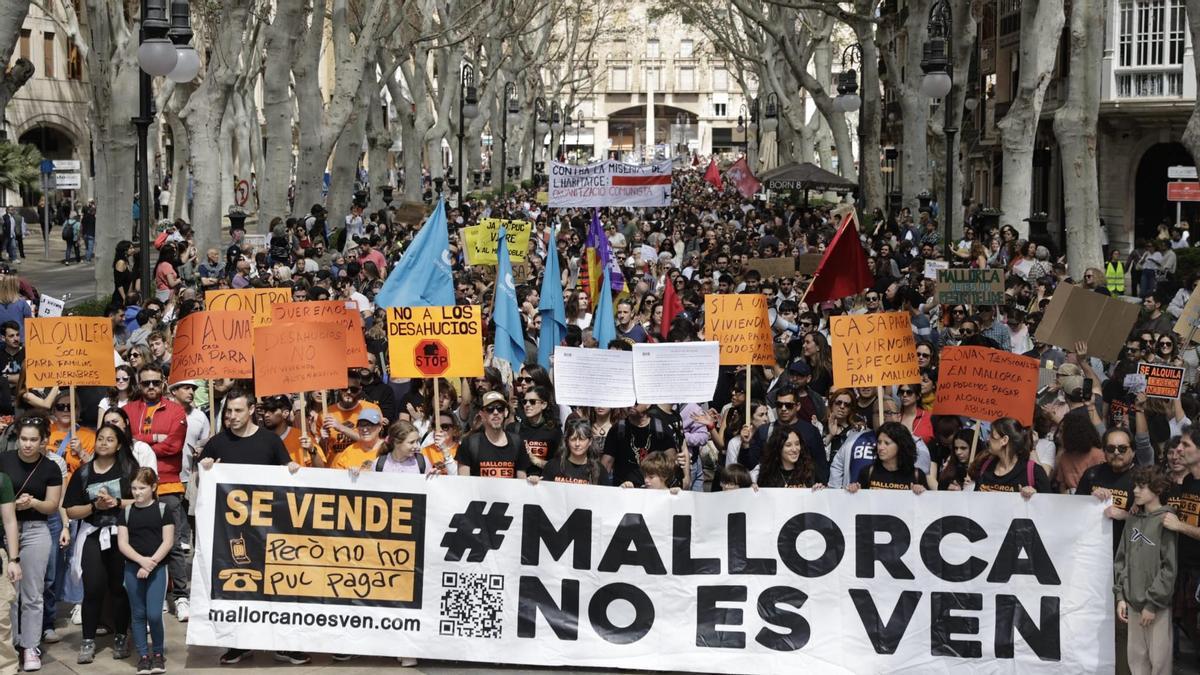 Manifestación por la crisis de la vivienda en Palma