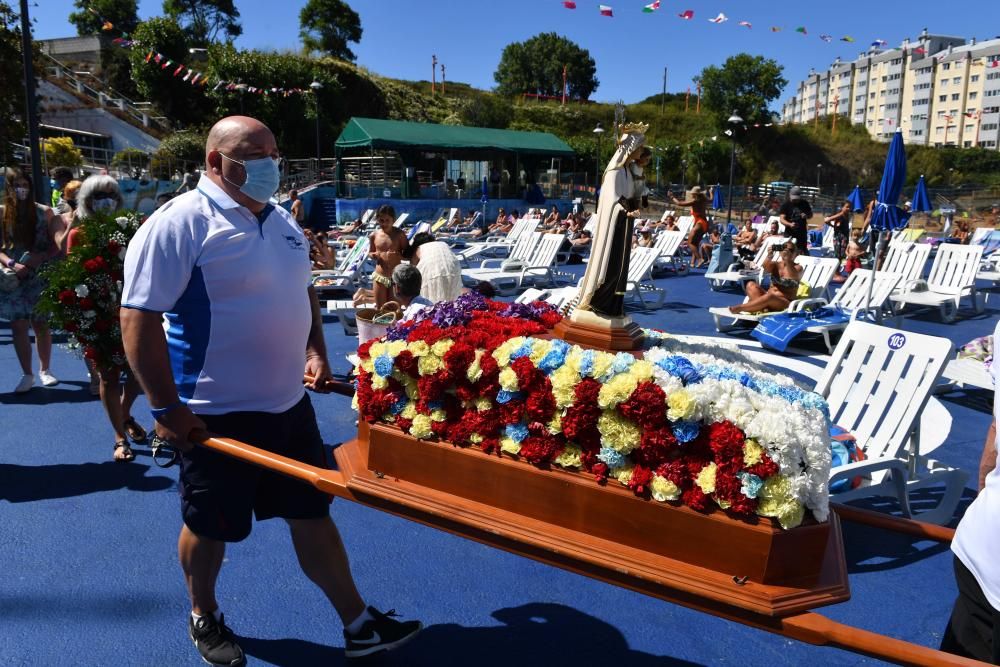 Procesión de la virgen del Carmen del Club del Mar de San Amaro