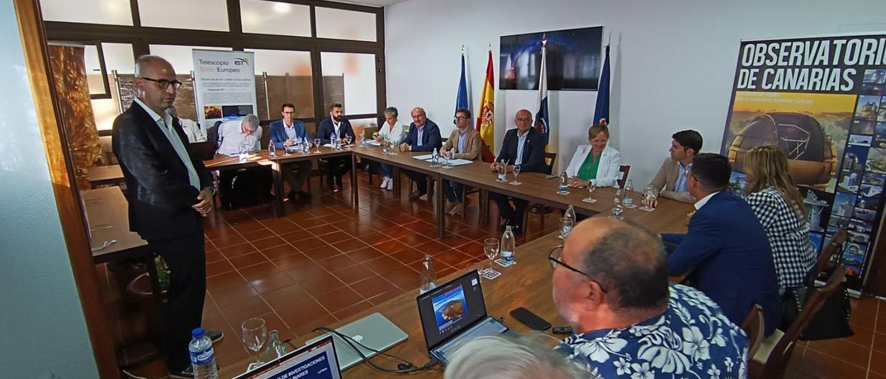 Un momento de la reunión del Comité Científico ayer. | | LP/DLP