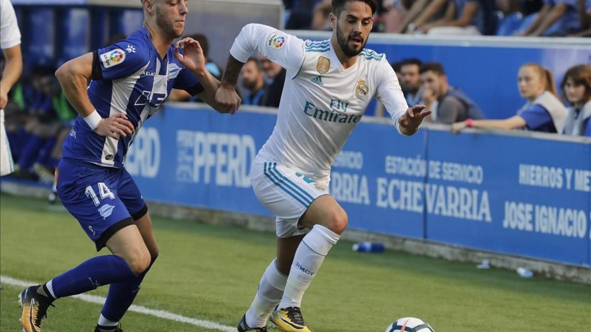 Isco se va de Burgui en el choque de Mendizorroza