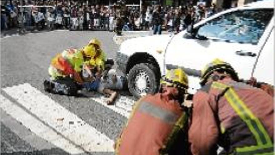 Uns 750 joves es formen en seguretat viària a Manresa