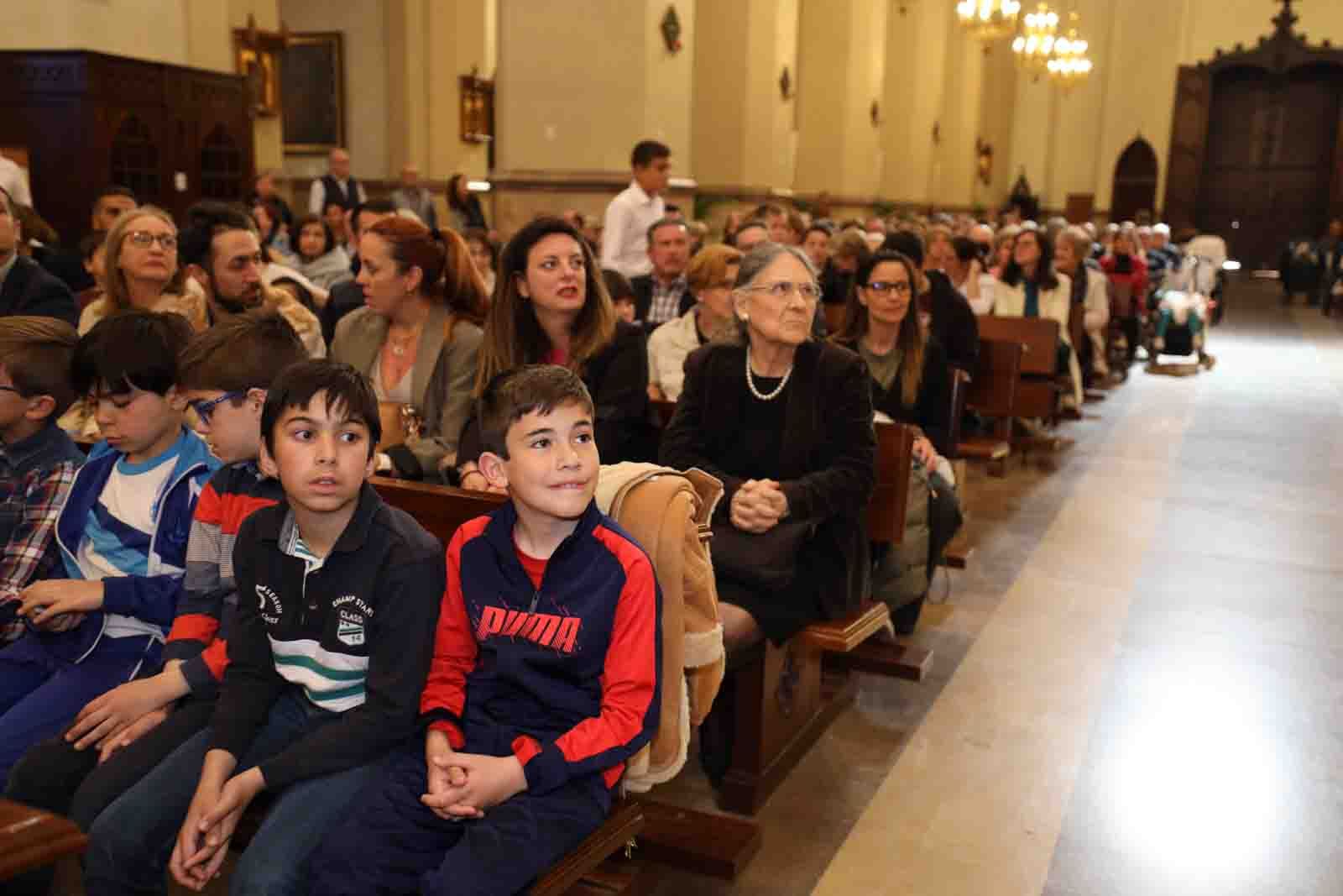 Encuentro de los niños con la Virgen del Lledó en Castelló