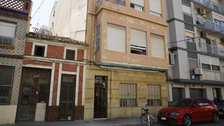 Los edificios en el Cabanyal serán de tres alturas. Foto: F. Bustamante