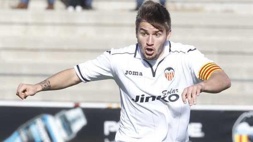 Portu, capitán del Mestalla, durante un partido del filial del Valencia.