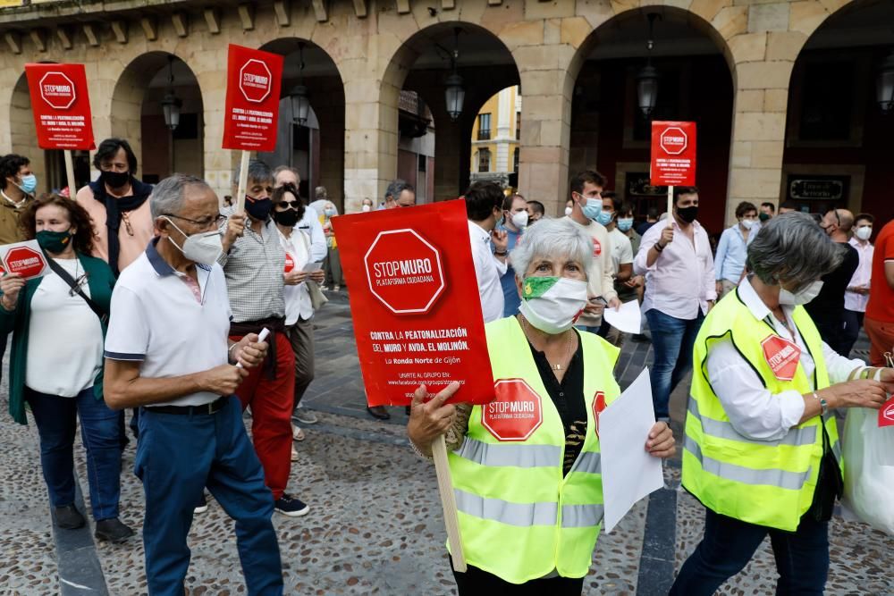 Movilización contra las peatonalización en Gijón