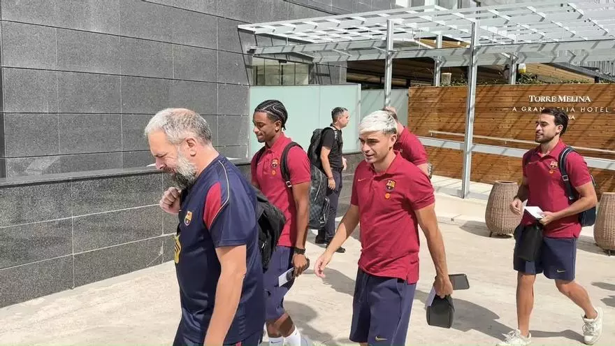 Flick ya tiene a los 23: el Barça se concentra antes de recibir al Racing