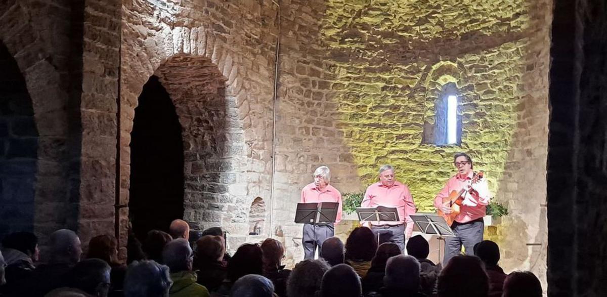 Concert de Nadal sota les voltes romàniques de l’església de Sant Julià de Coaner | ARXIU PARTICULAR