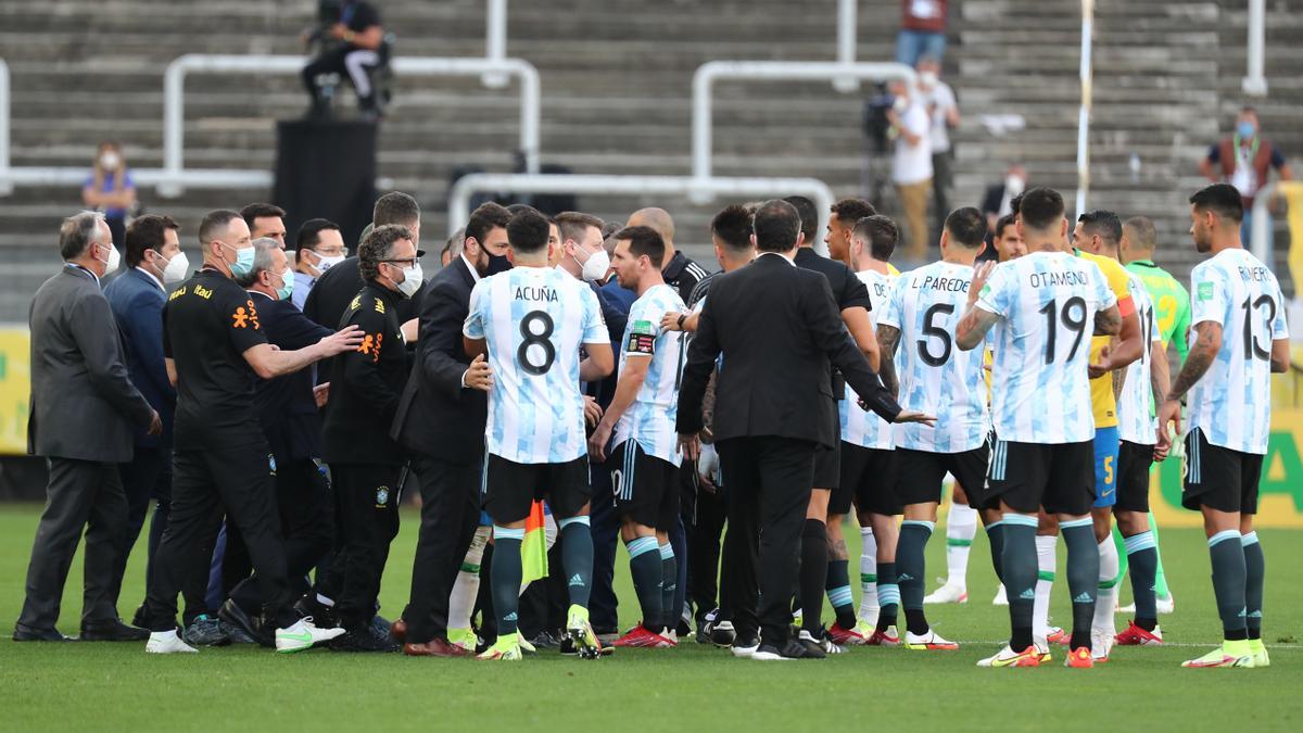 Suspès als 5 minuts de partit el Brasil-Argentina