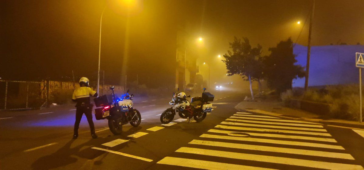 Una emisión de humos de origen desconocido obliga a cerrar la Avenida Los Majuelos