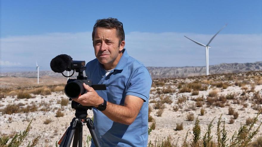 La 'BBC' suiza indaga en el despliegue de los centros de datos en Aragón: "Me sorprenden las dimensiones, son mucho mayores que en Fráncfort"