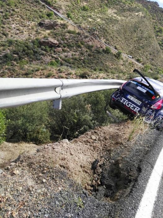 Rally Islas Canarias: Kasperczyk se sale de la carretera