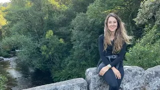 Eva Penín, fisioterapeuta de profesión e sendeirista por paixón: «Encántame o meu traballo, pero sería un soño vivir disto»