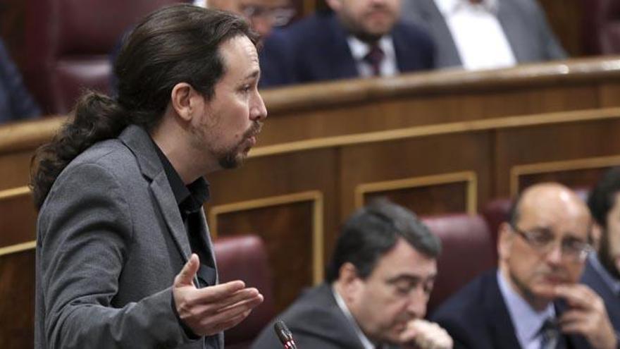 Iglesias se mofa de Rajoy en el Congreso