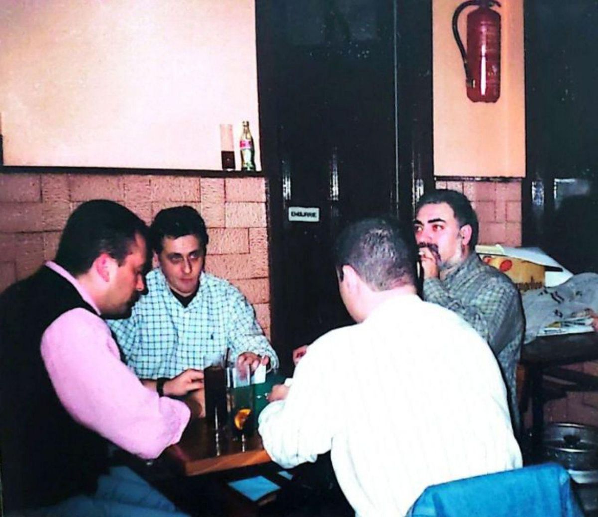 Los últimos cachis del bar de pueblo que enamoró a la capital