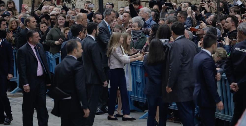 Los Reyes asisten a la misa de Pascua en la Catedral de Mallorca